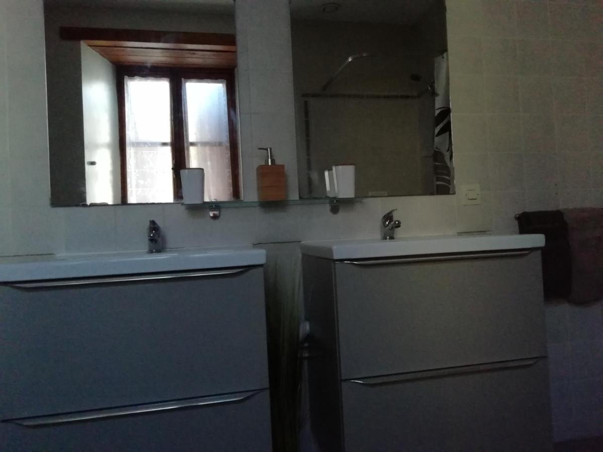 Le Rouge Robin Holiday home Fougax-et-Barrineuf
